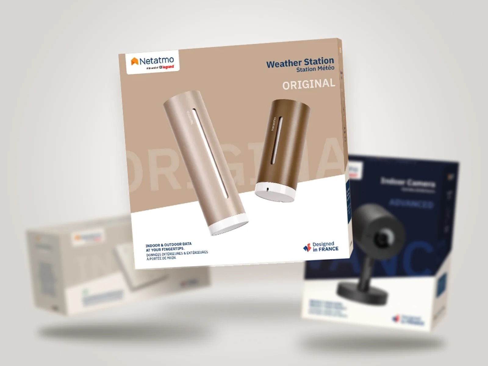 Les packagings Netatmo des trois gammes, le pack Original au premier plan